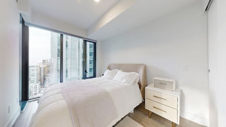 For Lease - 8 Cumberland Street Unit# 1602, Toronto, Ontario - Photo 3