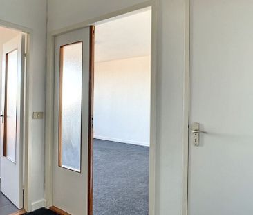 Appartement te huur in Sint-Joost-ten-Node voor € 1.170 met 2 slaap... - Photo 1