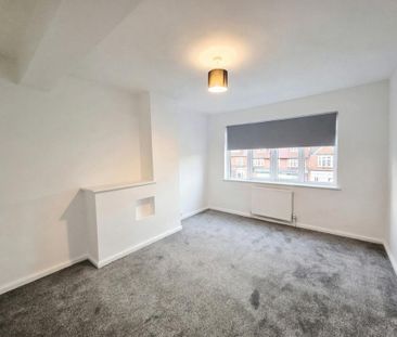 3 bedroom maisonette to rent - Photo 3