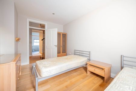 Apartment 3 Lily Court, 14a Deramore Park South, Belfast, BT9 5JY - Photo 5