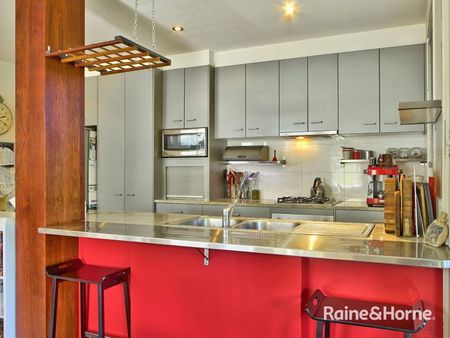 Sophisticated Living with Low-Maintenance Luxury - Photo 5