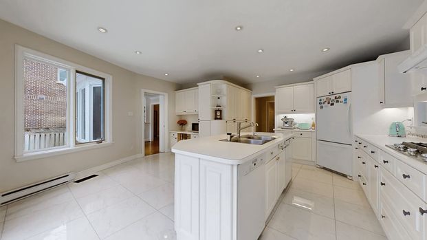 For Lease - 156 Cortleigh Boulevard, Toronto, Ontario - Photo 1