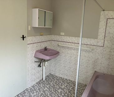 SPACIOUS UNIT CLOSE TO THE CITY - Photo 6