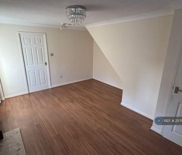 2 bedroom terraced house to rent - Photo 3