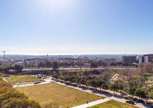 Esplugues de LLobregat, Catalonia 08950