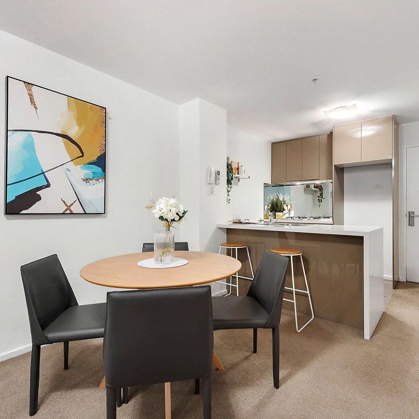 3705/241 City Road - Photo 1