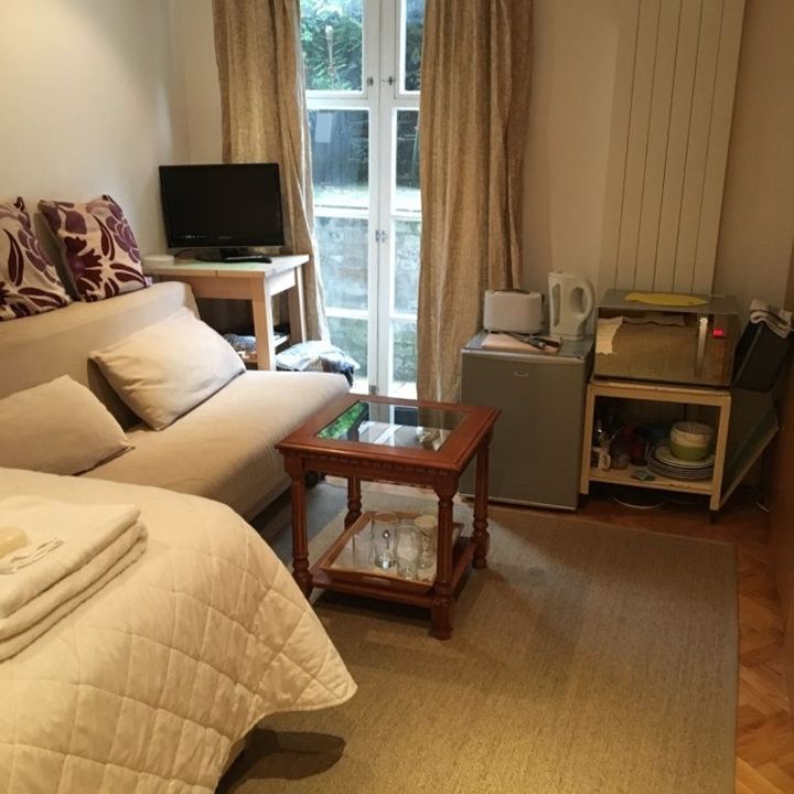Room in a Shared Flat, Royal Avenue, SW3 - Photo 1