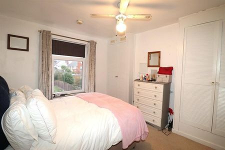 2 BED End of terrace house To rent - Photo 3