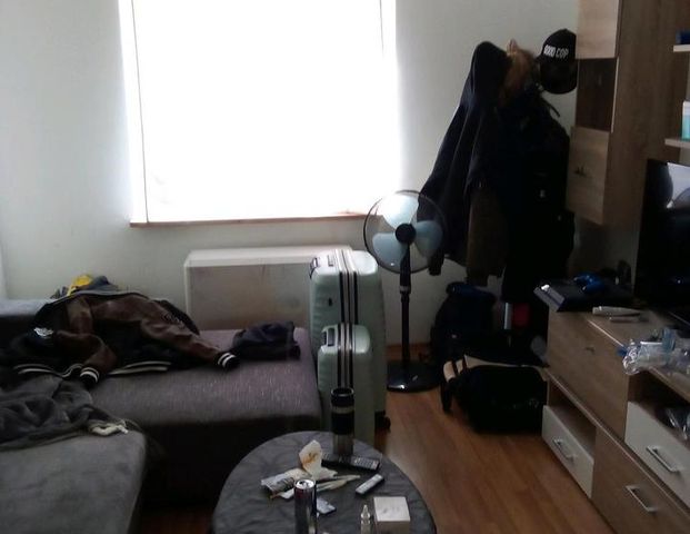 2 Zimmer Wohnung in laimer Platz WG ein Zimmer frei - Photo 1