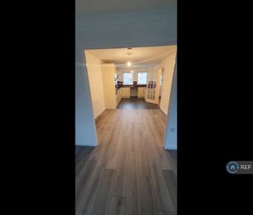 3 bedroom terraced house to rent - Photo 6