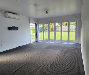 Comfortable 3 bedroom in Te Kamo West - Photo 1