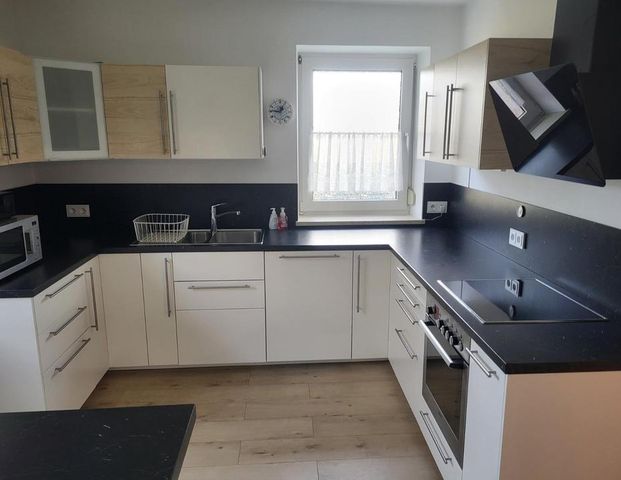 3 Zimmer Wohnung mit Wintergarten und Gartenanteil in Moosach - Foto 1