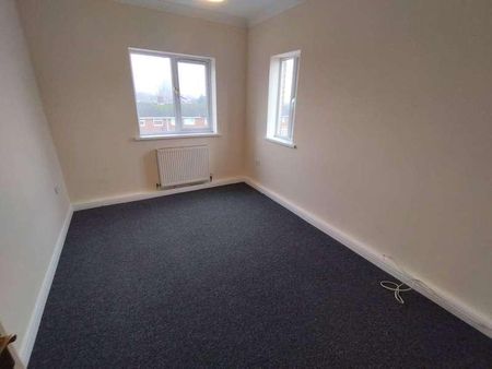 Cambridge Court, Tindale Crescent, Bishop Auckland, County Durham, DL14 - Photo 2