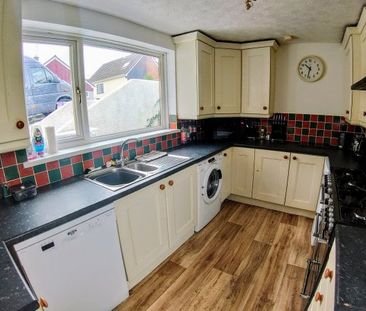 Hessary View, Saltash, PL12 - Photo 3