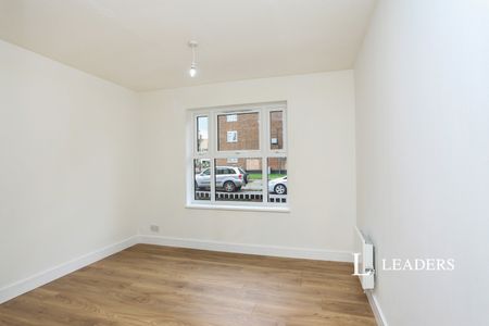 2 bedroom apartment to rent Longbridge Way, Lewisham, London, SE13 - Photo 3