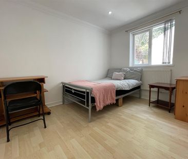 The Walk, Roath, Cardiff - Photo 5