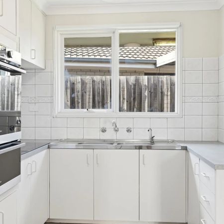 HOME FOR RENT IN WERRIBEE - Photo 2