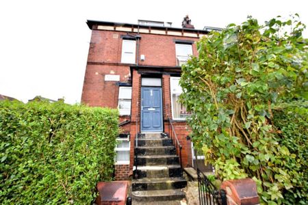 5 bedroom House in Mayville Street, Leeds - Photo 4