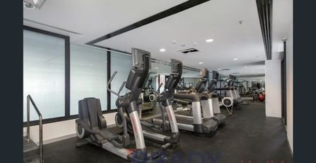 Fully Furnished 2 Bedrooms, 2 Bathrooms in the Heart of Melbourne CBD - Photo 3