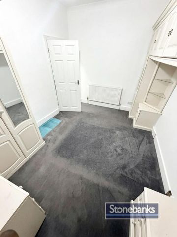 6 bedroom terraced house to rent - Photo 2