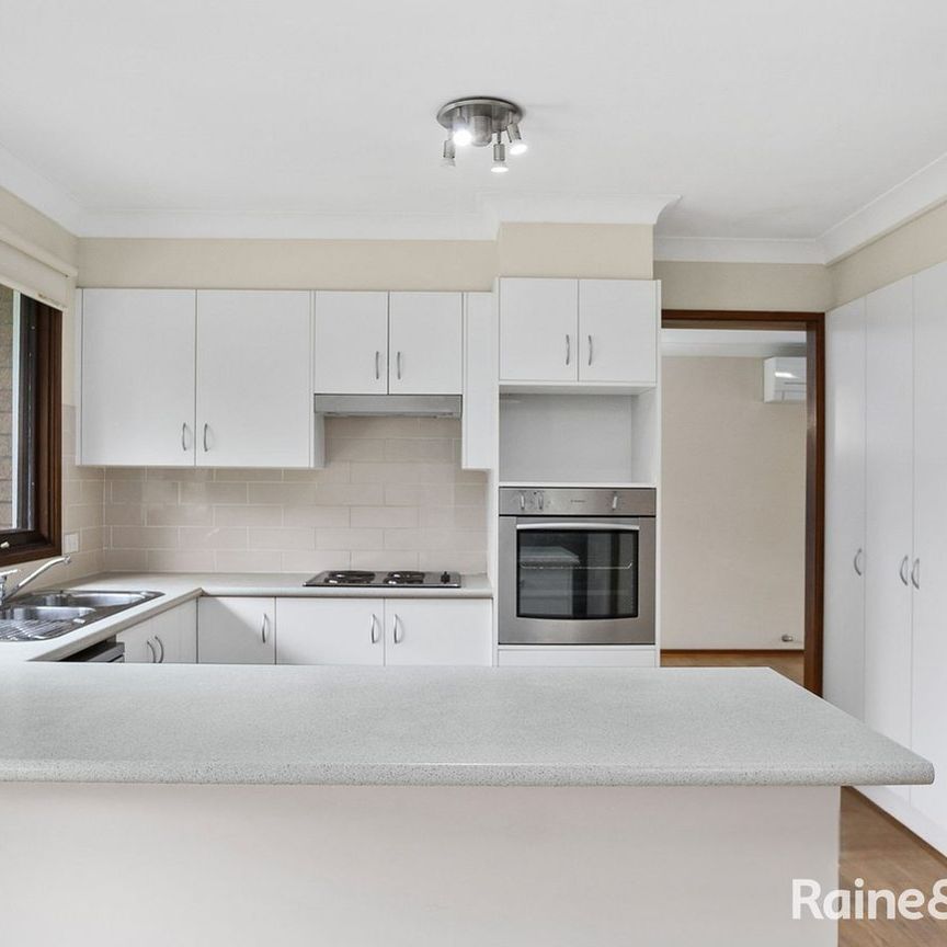 Neat & Spacious Family Home - Walk to Shoalhaven River - Photo 1