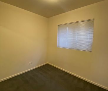 3/16 Noble Street, 3174, Noble Park Vic - Photo 2