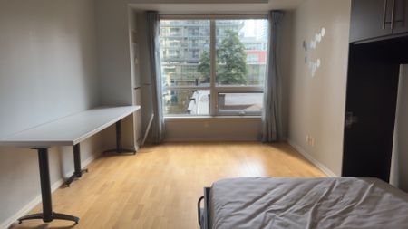 For Lease - 35 Hayden Street Unit# 503, Toronto, Ontario - Photo 5