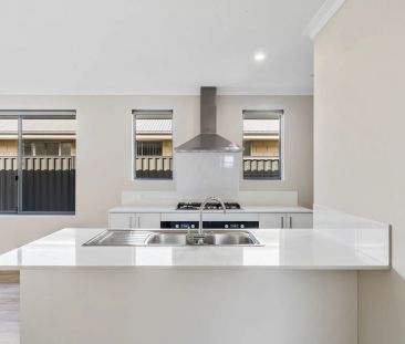 14 Lighthouse Grove, - Photo 2