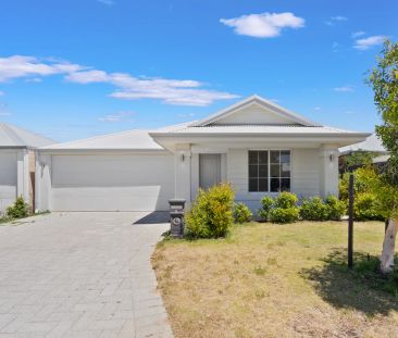 GREAT SIZED HOME.. TOP LOCATION!!!! - Photo 1