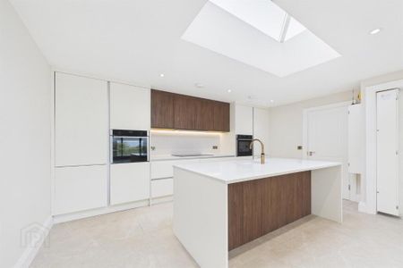 1 Priory Gate, Holywood, BT18 0FF - Photo 5