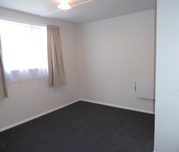 TWO BEDROOM IN DUNNS STREET - Photo 1