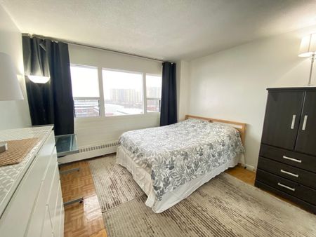 For Lease - 100 Leeward Glenway Unit# 912, Toronto, Ontario - Photo 4