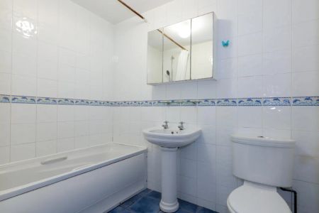 Bluebell Woods, Oranmore, Galway, H91 HN96 - Photo 2