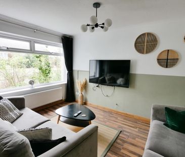 3 bedroom semi-detached house to rent - Photo 2