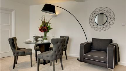 Two bed flat at Hill Street, Mayfair, London, W1J 5NA - Photo 2