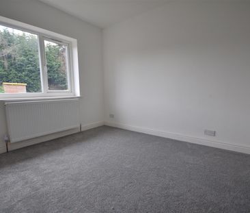 67 Hawfield Lane, Burton-On-Trent, DE15 0BX - Photo 1