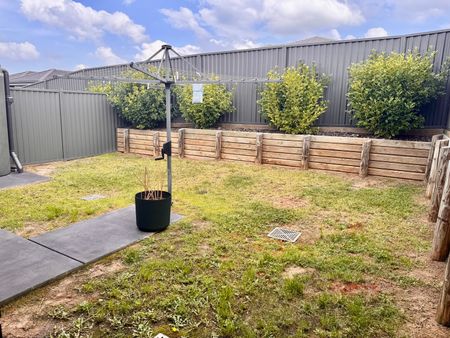 Home For Rent - Photo 4