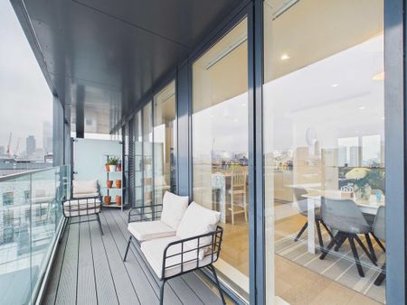2 bedroom penthouse to rent - Photo 2