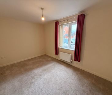 2 bedroom ground floor flat to rent - Photo 1