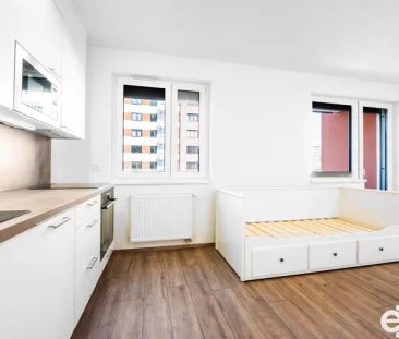 Pronájem nového, slunného bytu 1+kk s balkonem – ranní slunce, Praha 5 - Photo 2