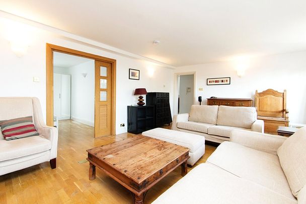 Tyers Gate, London, SE1 3HX - Photo 1