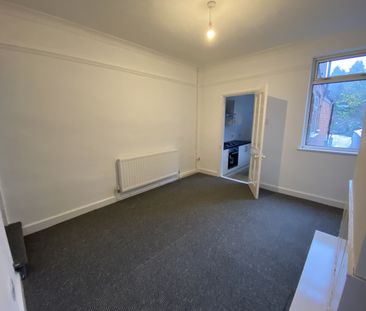 Lawrence Place, Newark, Notts, NG24 - Photo 5