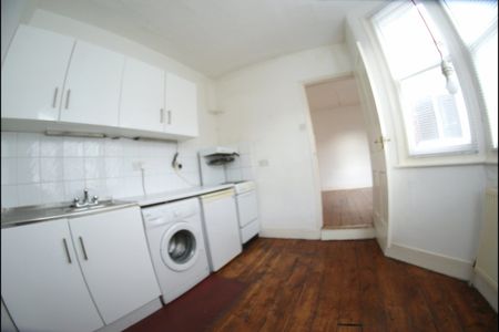 1 Bed Flat, Hackney, E9 - Photo 3
