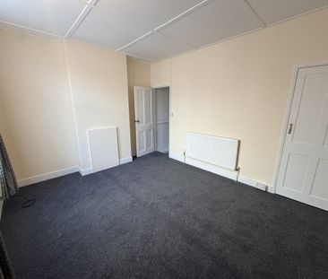 Norwich Road, Lowestoft - Photo 5