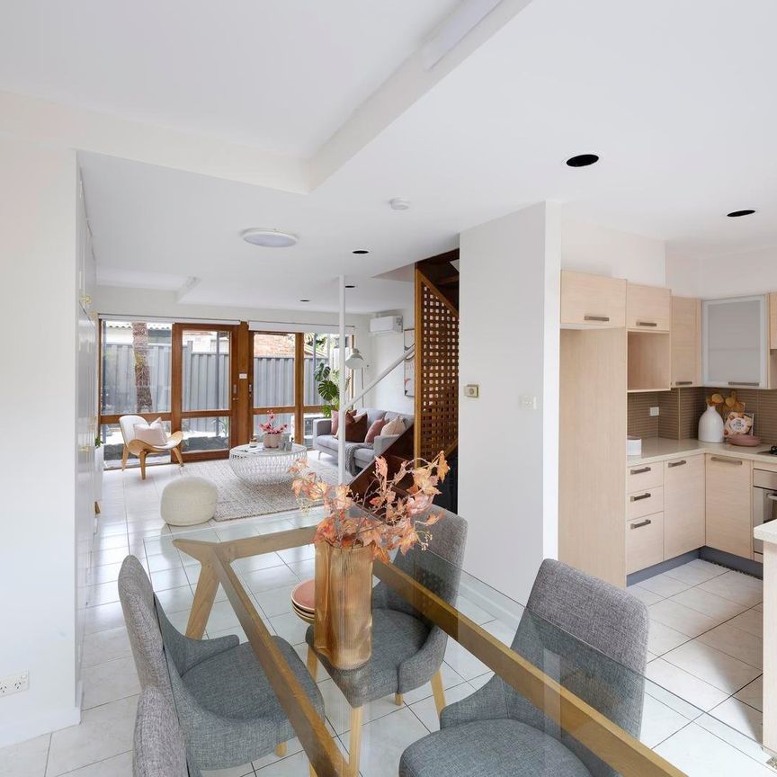 3 Union Place, Carlton VIC 3053 - Photo 1