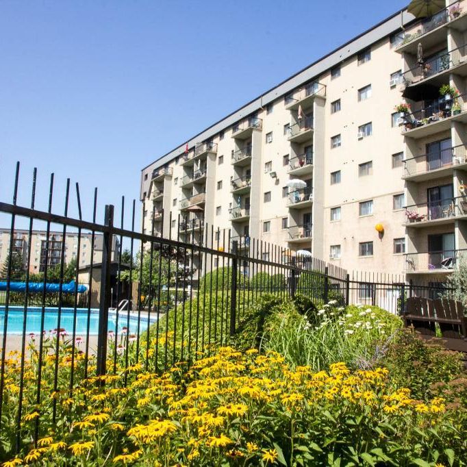 5 1/2 Charlesbourg - Piscine - jardins - juillet ou septembre - Photo 1