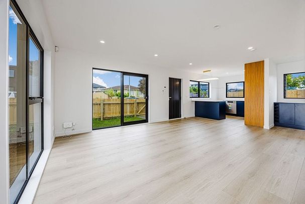 Modern 3Bed Townhouse in Manurewa - Photo 1
