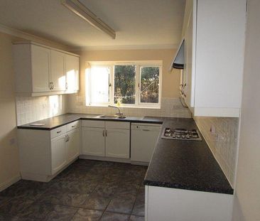 1 bedroom detached house to rent - Photo 5