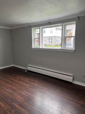 190 Montfort Street - 1 - Photo 4