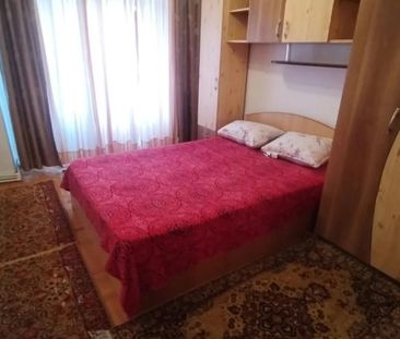 Centru apartament 55 mp, 2 camere, decomandat, de inchiriat, Hala C... - Photo 3